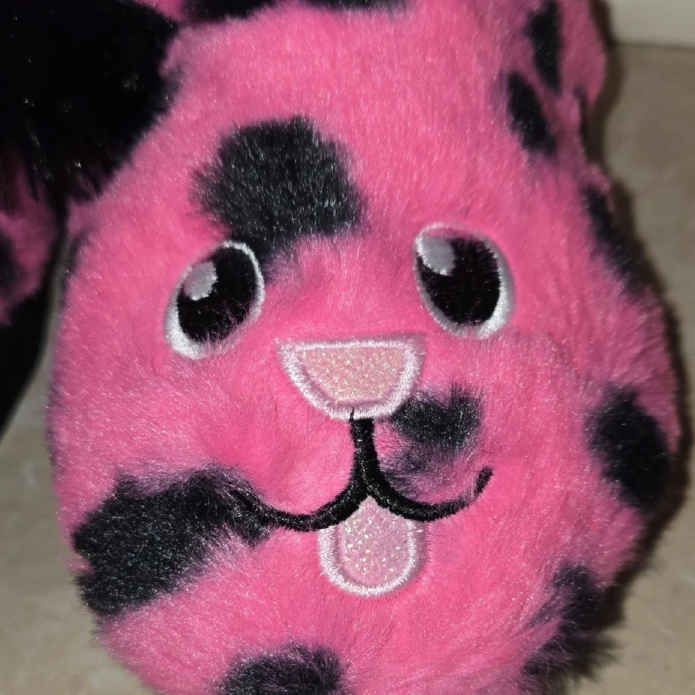 Muk Luks Kids Slippers in Pink and Black (Medium 12-13)